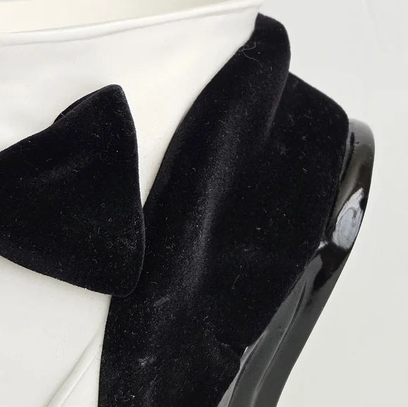 NWT Bath & Body Works 2021 Halloween Headless‎ Vampire Butler Man Candle Holder - Picture 7 of 9